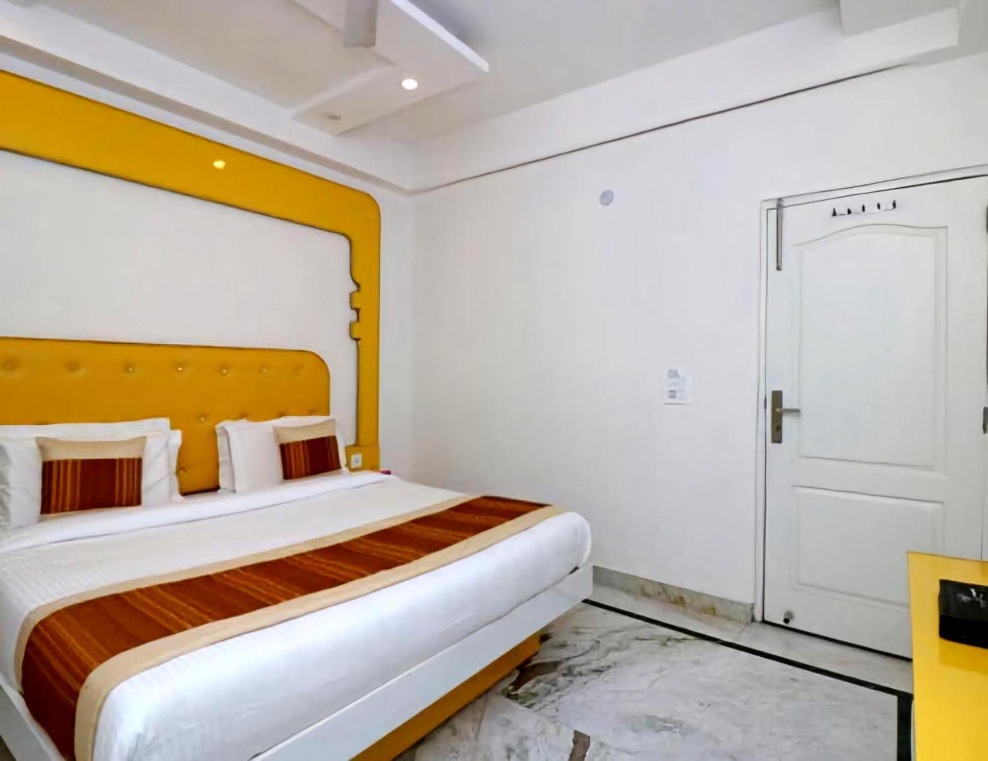 Hotel Leo Continental 新德里 外观 照片
