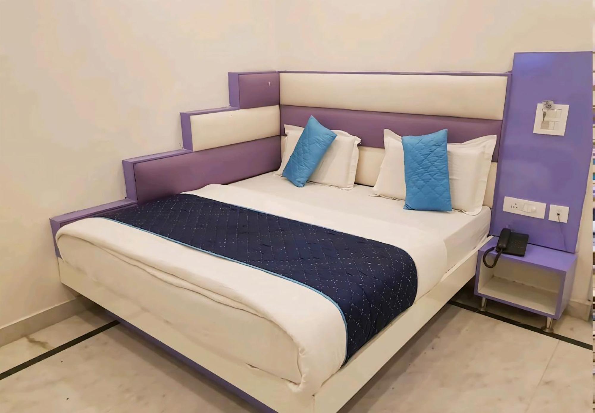 Hotel Leo Continental 新德里 外观 照片