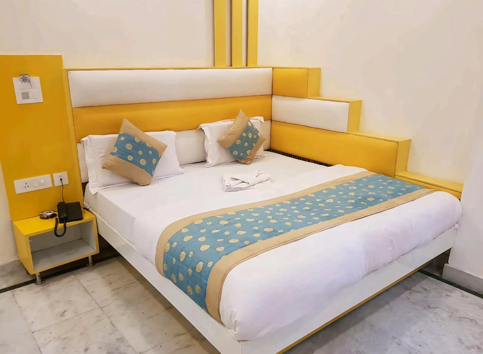 Hotel Leo Continental 新德里 外观 照片