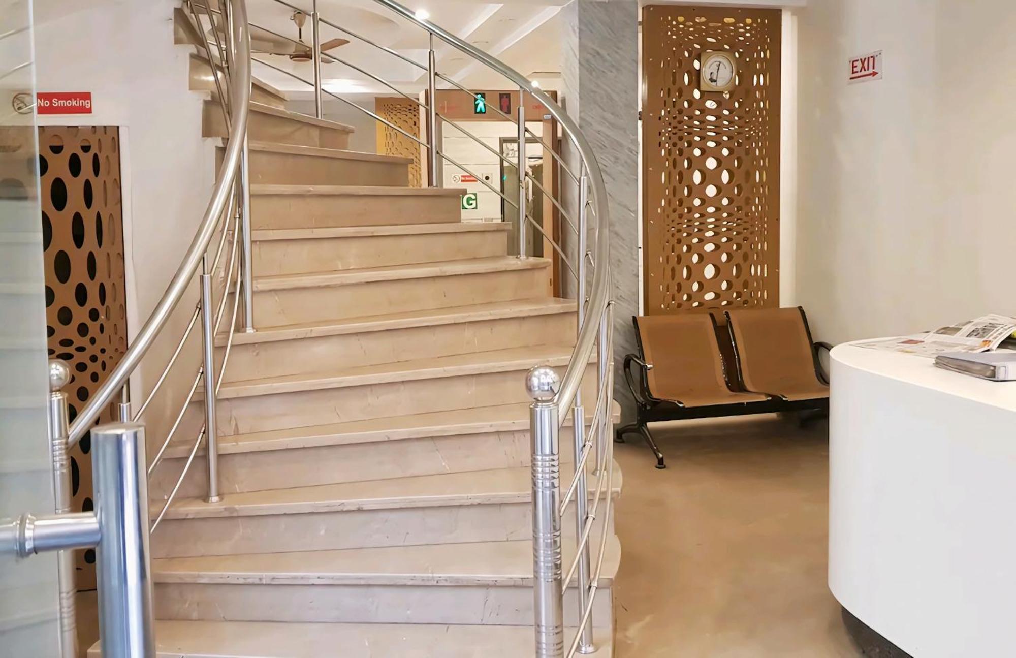 Hotel Leo Continental 新德里 外观 照片