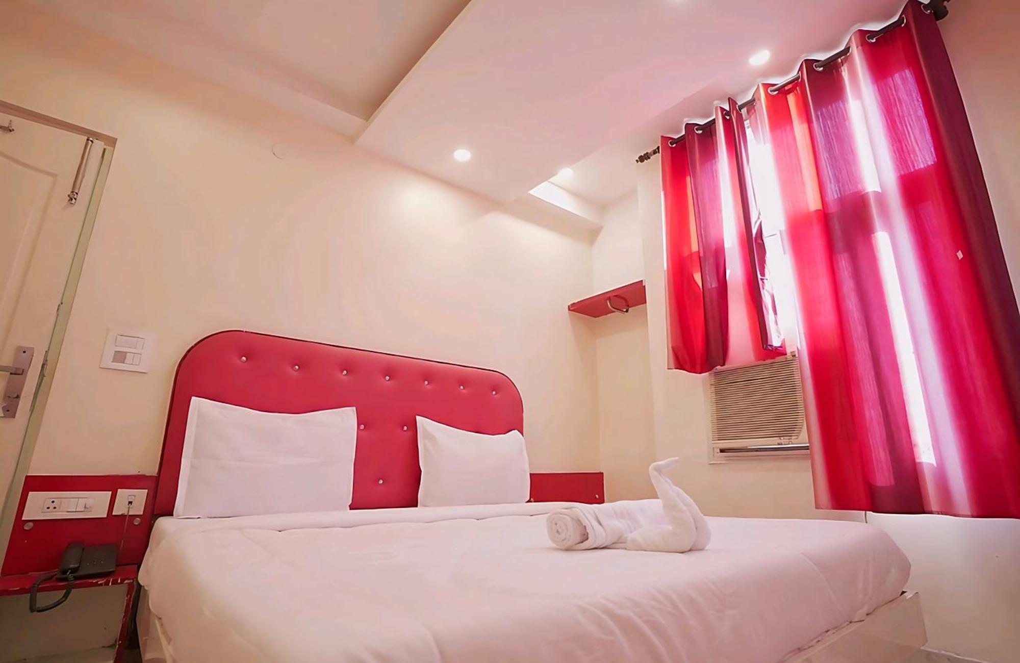 Hotel Leo Continental 新德里 外观 照片