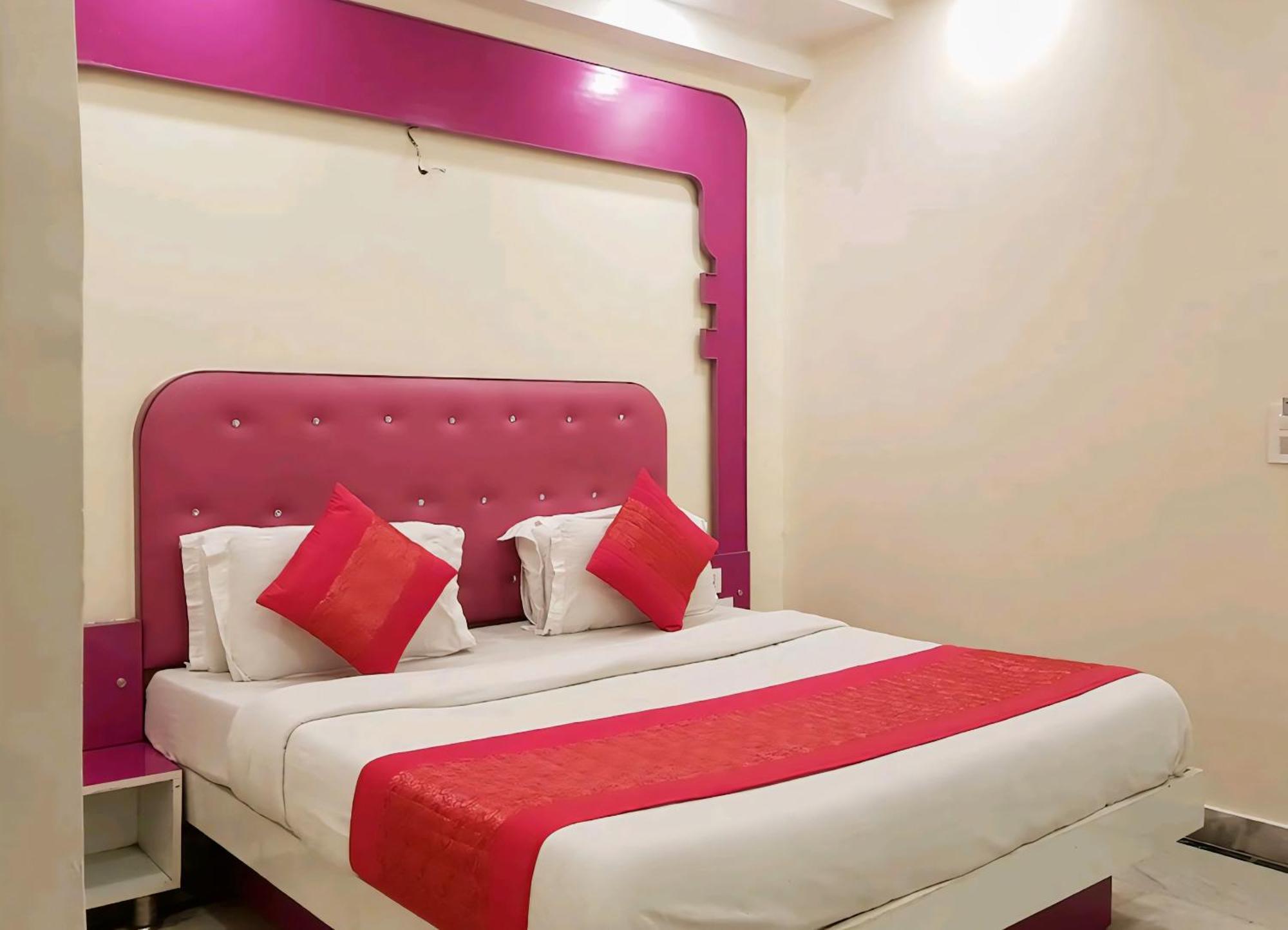 Hotel Leo Continental 新德里 外观 照片