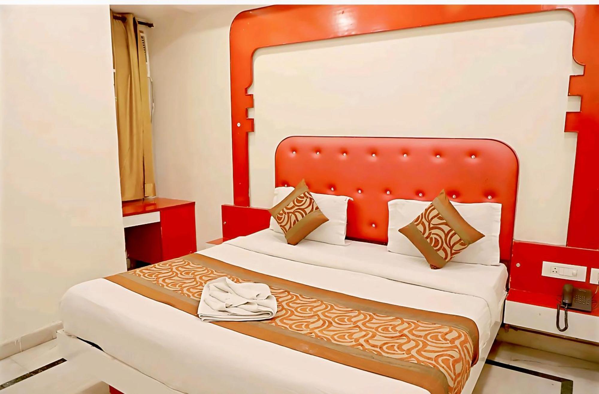 Hotel Leo Continental 新德里 外观 照片