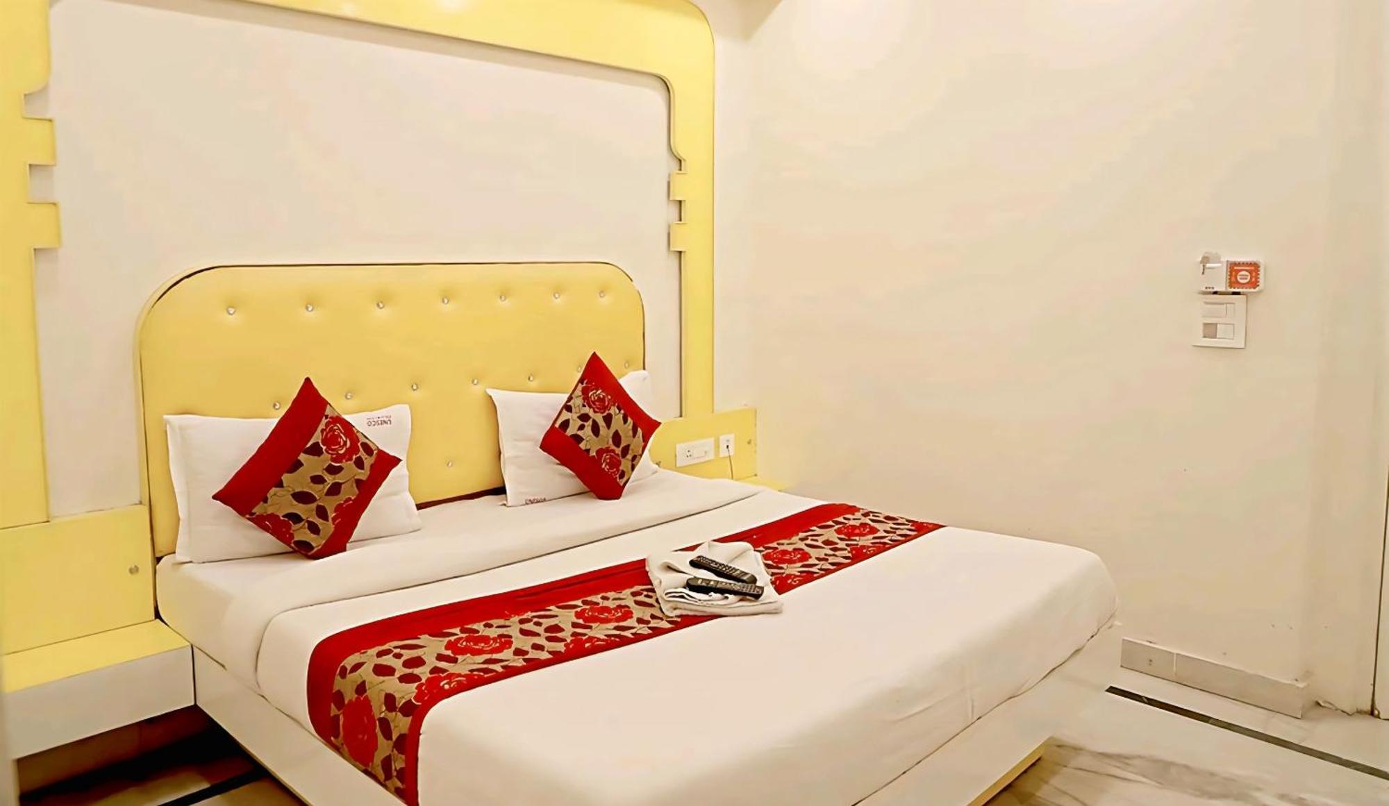 Hotel Leo Continental 新德里 外观 照片
